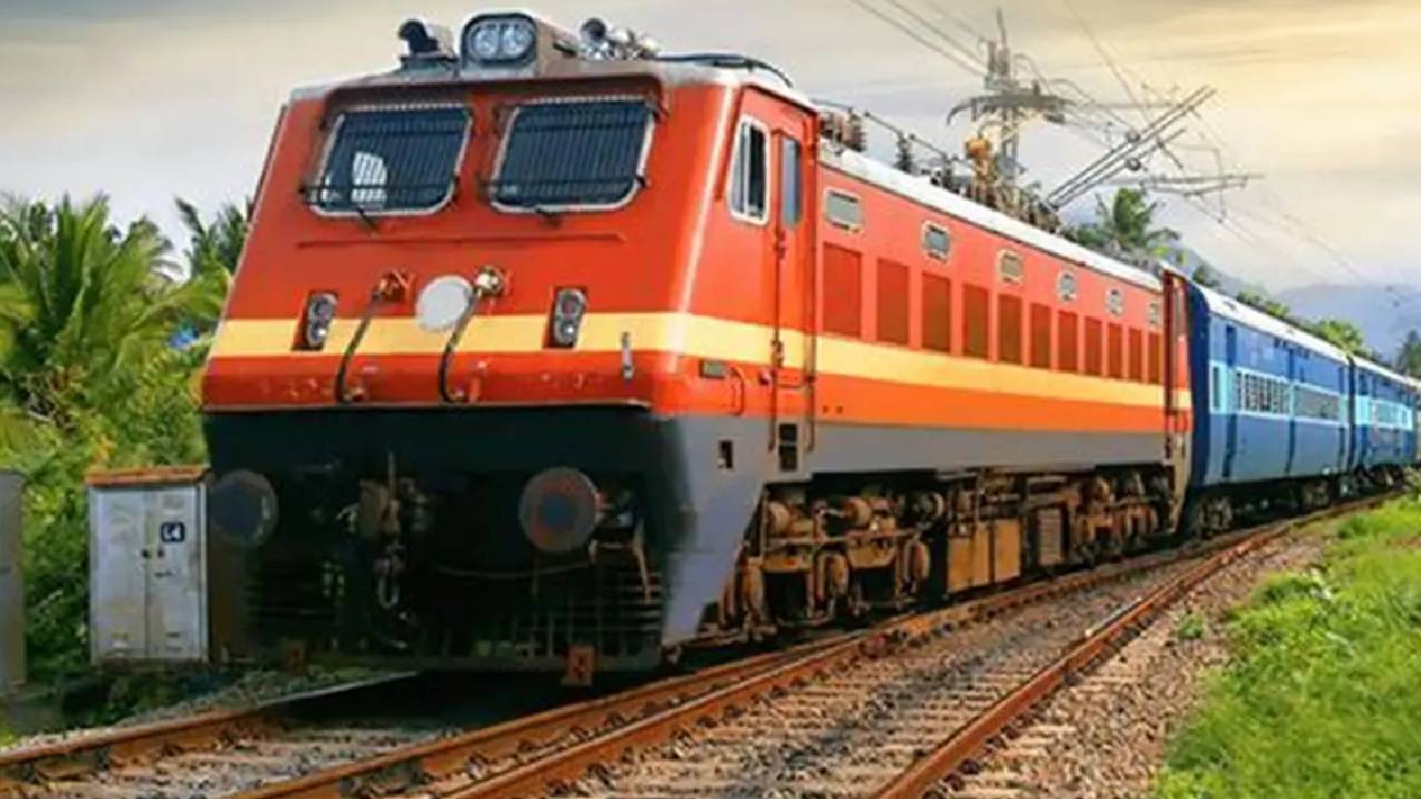 होली पर कंफर्म टिकट की खुशखबरी! SECR जोन से चलेंगी 70 स्पेशल ट्रेनें, बिहार-यूपी जाना होगा आसान