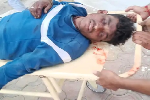 देवास जिले की खातेगांव तहसील में सड़क हादसा, दो बाइकों की आमने-सामने हुई भिड़ंत, 5 लोग घायल, एक की हालत गंभीर