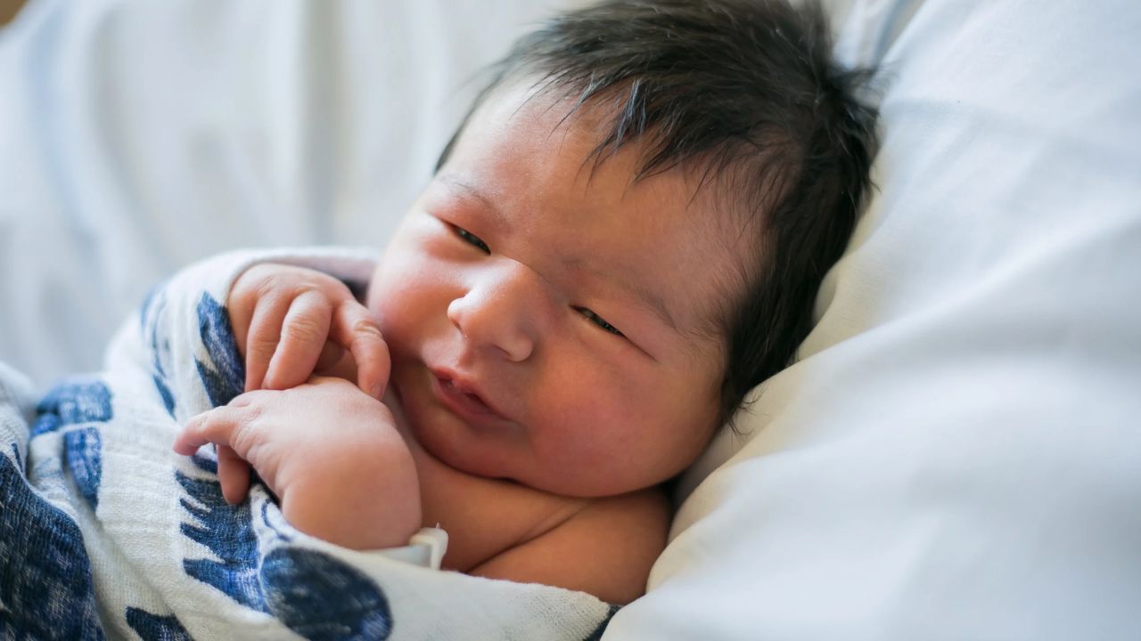 इस राज्य में अब तीसरा बच्चा पैदा करने पर मिलेंगे 25,000 रुपए, राज्य की गिरती प्रजनन दर को देखते हुए मुख्यमंत्री ने किया बड़ा ऐलान