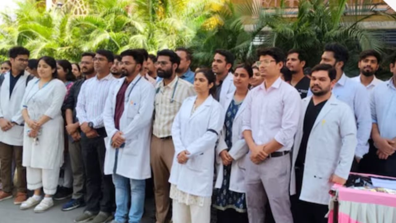 MP में डॉक्टरों की हड़ताल टली: सरकार से बातचीत के बाद मरीजों को राहत, 16 मार्च तक स्थगित आंदोलन