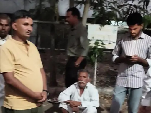 देवास जिले में सड़क हादसा, मामा-भांजे की मौके पर ही मौत, एक सात वर्षीय बच्चा गंभीर रूप से घायल