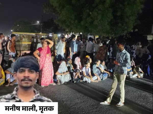 MP में लापता युवक की हत्या, बंद कमरे में मिला शव, परिजनों ने की थाने का गेट तोड़ने की कोशिश, पत्थर फेंके