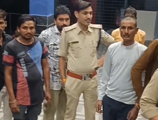 देवास जिले में नदी में तैरता हुआ मिला 21 वर्षीय युवक का शव, बकरी चराने वाले ने देखा