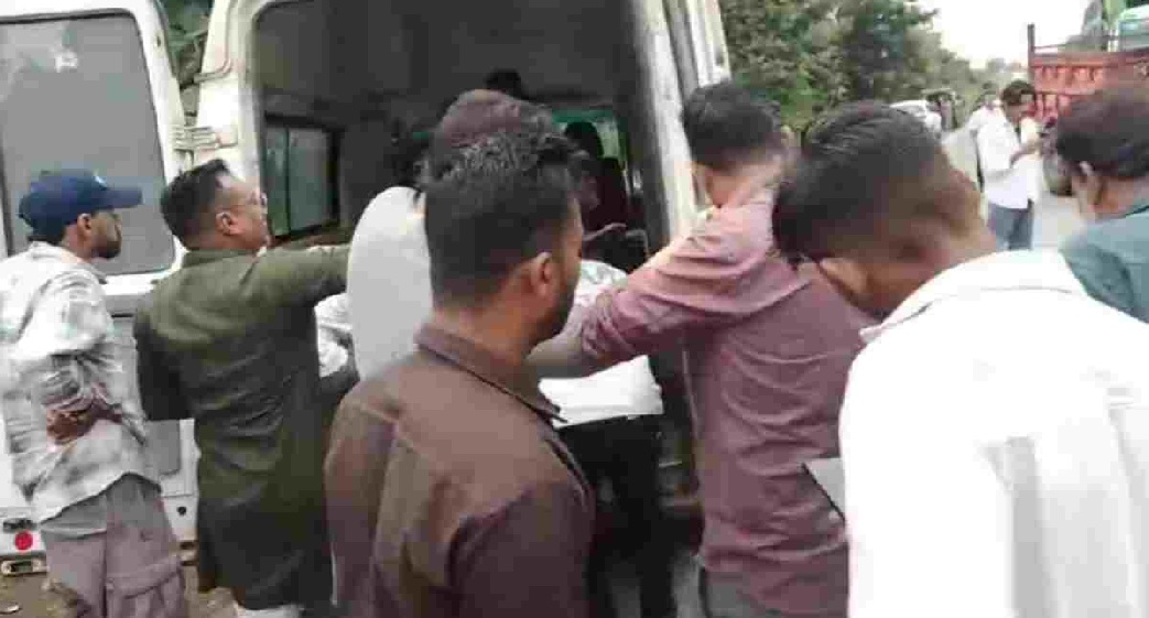 सीहोर जिले में पेट्रोल पंप के पास दर्दनाक हादसा, एक की मौत, 2 गंभीर