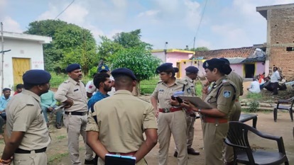 MP में 4 लोगों की हत्या से मचा हड़कंप, घर में मिले मां और बच्चों...