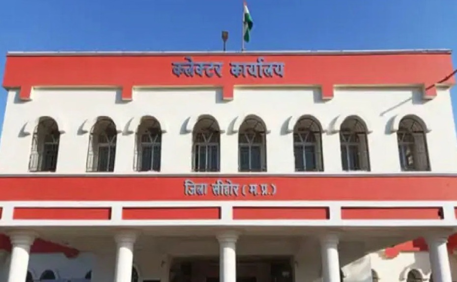 निरीक्षण में खुली आंगनवाड़ी की पोल, फर्जी हाजिरी-घटिया भोजन पर परियोजना अधिकारी सस्पेंड