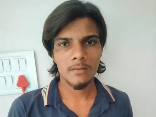 देवास: रात 2 बजे घर से गायब हुई नाबालिग लड़की, कन्नौद पुलिस ने 12 घंटे में ढूंढ निकाला, हरियाणा ले जाने की फिराक में था आरोपी